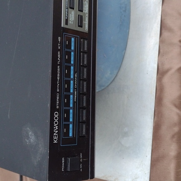 Kenwood Synthesizer Stereo Tuner KT45 - Picture 2 of 5